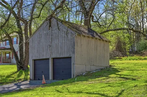 892 Winterton Road Bloomingburg NY 12721