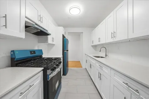 671 Bronx River Road Yonkers NY 10704