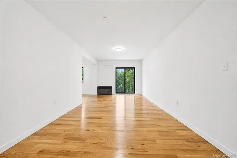 671 Bronx River Road Yonkers NY 10704