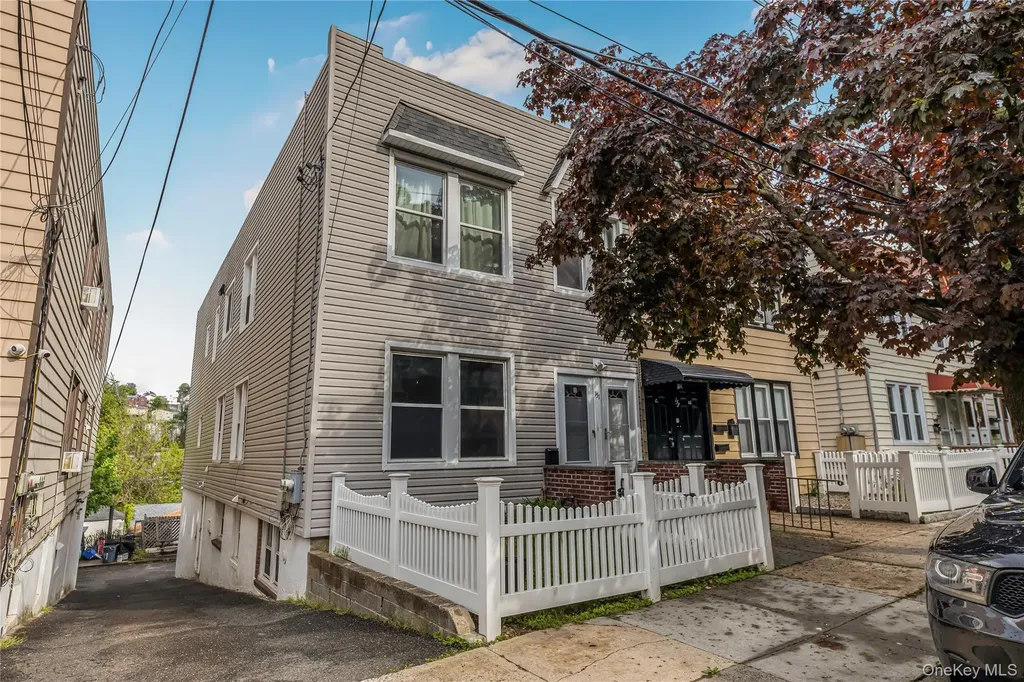 151 Burhans Avenue Yonkers NY 10701