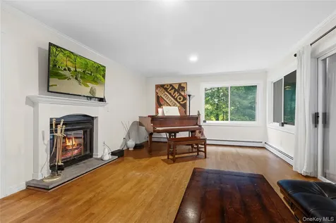 65 Cliffside Lane Bedford Corners NY 10549