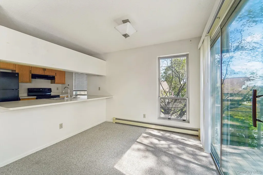 18 Brooke Hollow Lane Peekskill NY 10566