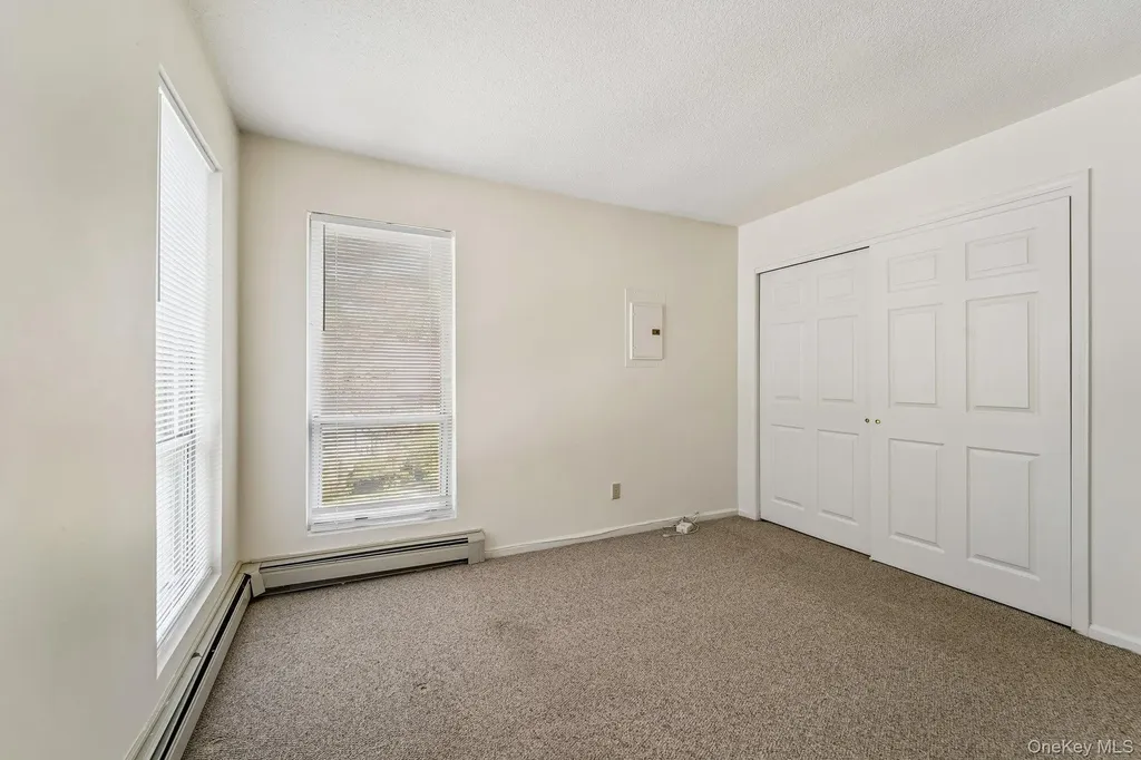 18 Brooke Hollow Lane Peekskill NY 10566