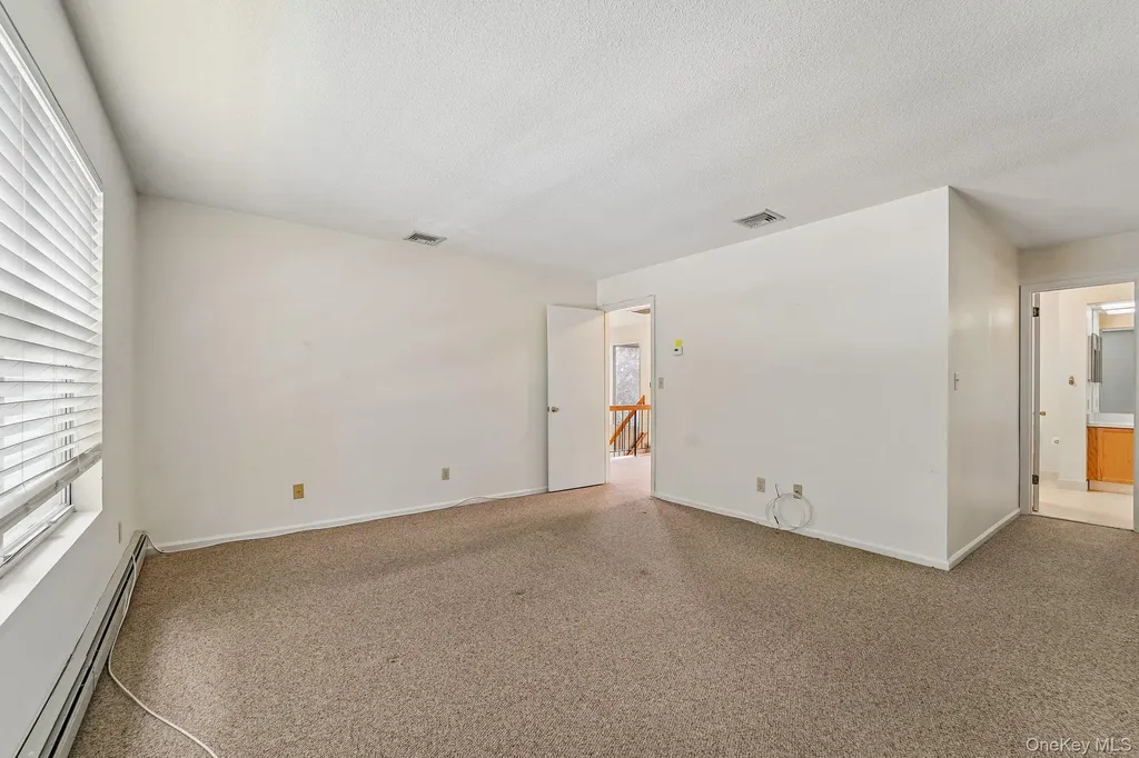 18 Brooke Hollow Lane Peekskill NY 10566