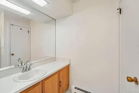 18 Brooke Hollow Lane Peekskill NY 10566
