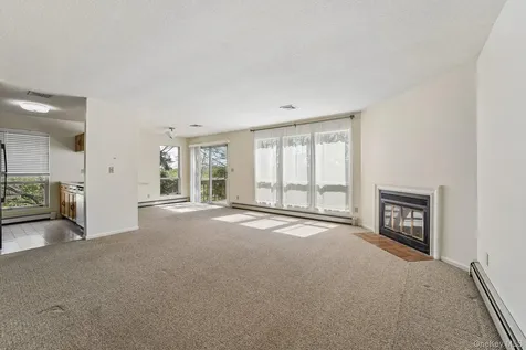 18 Brooke Hollow Lane Peekskill NY 10566
