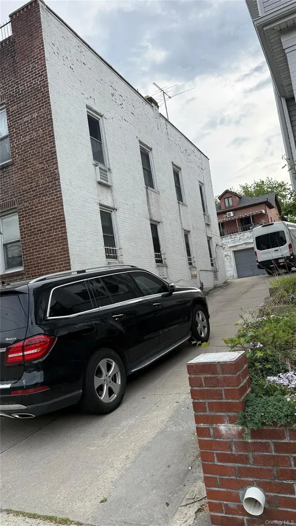 5515 134th Street Flushing NY 11355