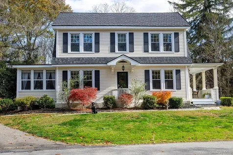 145 Drake Road Pleasant Valley NY 12569
