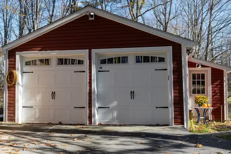 145 Drake Road Pleasant Valley NY 12569
