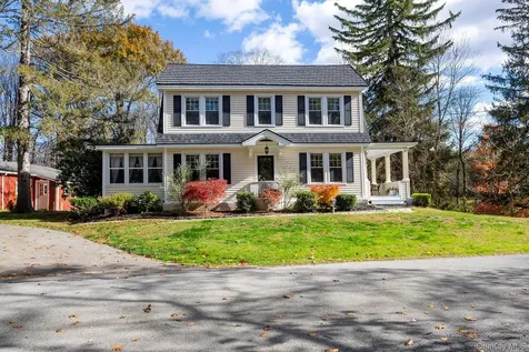 145 Drake Road Pleasant Valley NY 12569