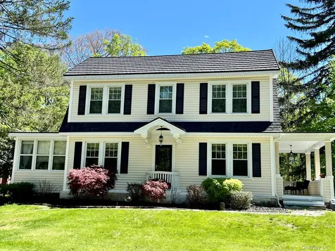 145 Drake Road Pleasant Valley NY 12569
