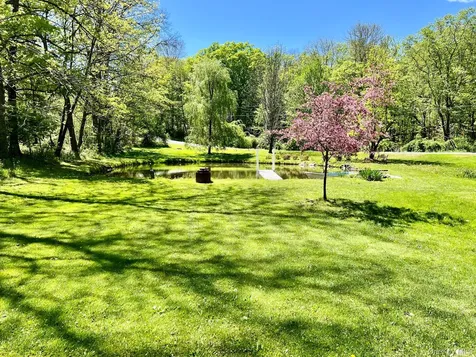 145 Drake Road Pleasant Valley NY 12569