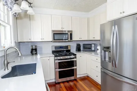 145 Drake Road Pleasant Valley NY 12569