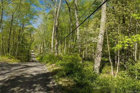 298 Nash Road North Salem NY 10560