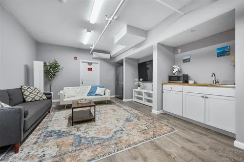 108 N Kensico Avenue White Plains NY 10604