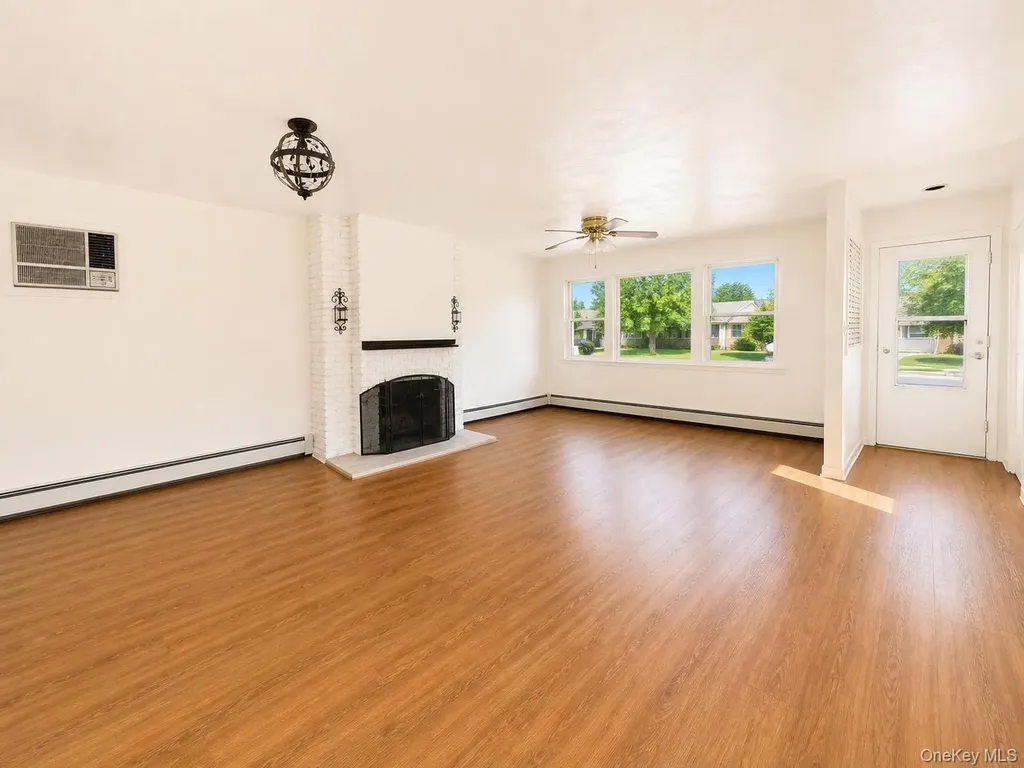 36 Forest Drive Plainview NY 11803