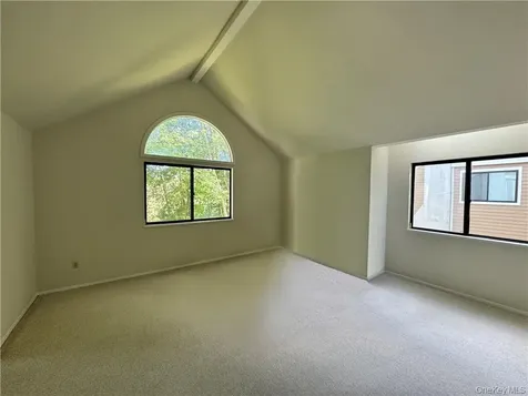 17 Rambling Brook Road Chappaqua NY 10514