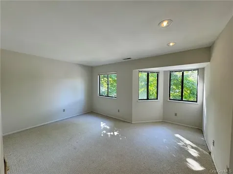 17 Rambling Brook Road Chappaqua NY 10514