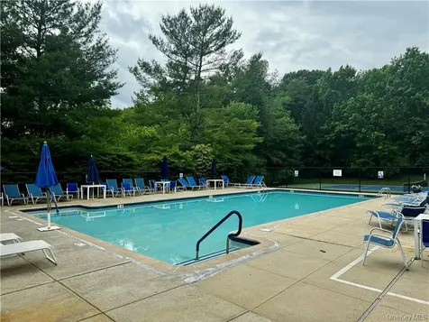 17 Rambling Brook Road Chappaqua NY 10514
