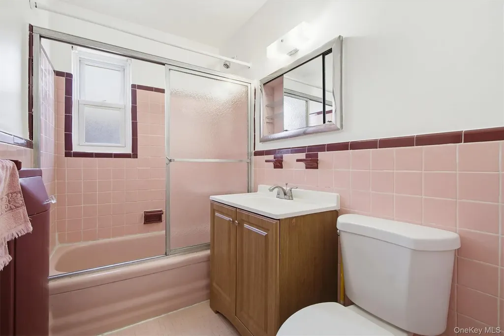 604 Logan Avenue Bronx NY 10465