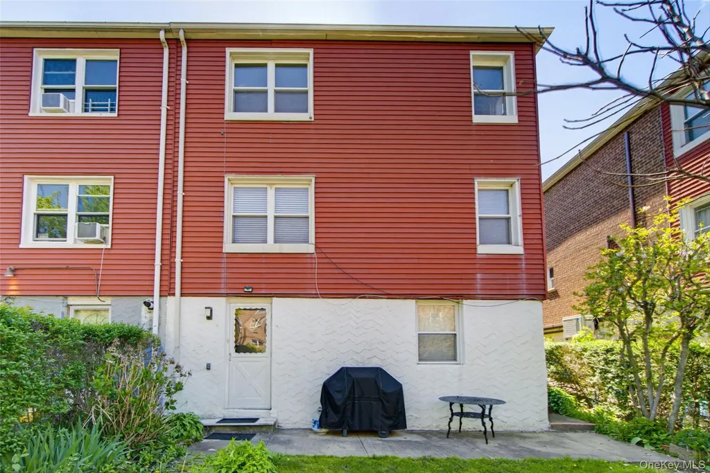 604 Logan Avenue Bronx NY 10465