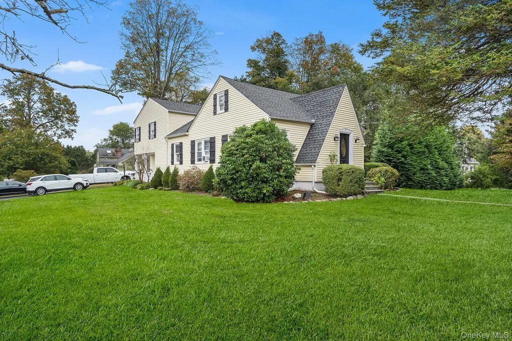 8 Raymond Drive Carmel NY 10512