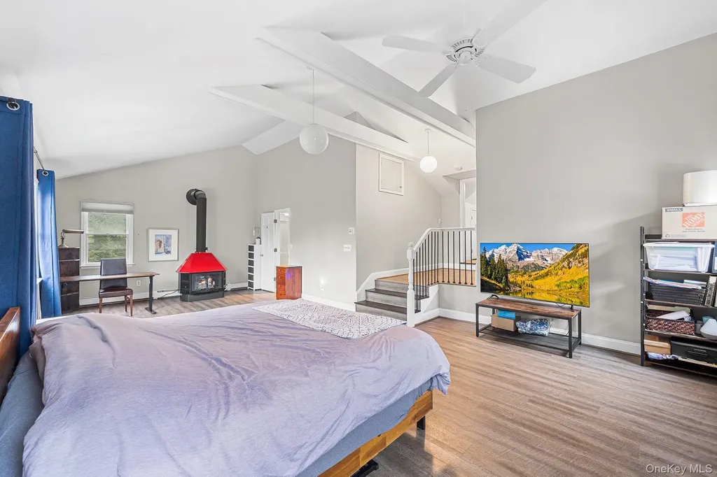 8 Raymond Drive Carmel NY 10512