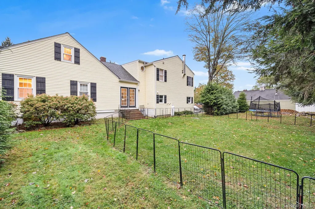 8 Raymond Drive Carmel NY 10512