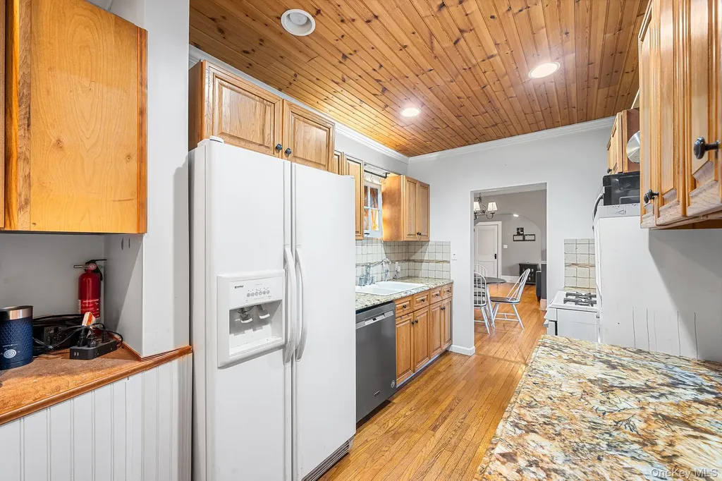 8 Raymond Drive Carmel NY 10512