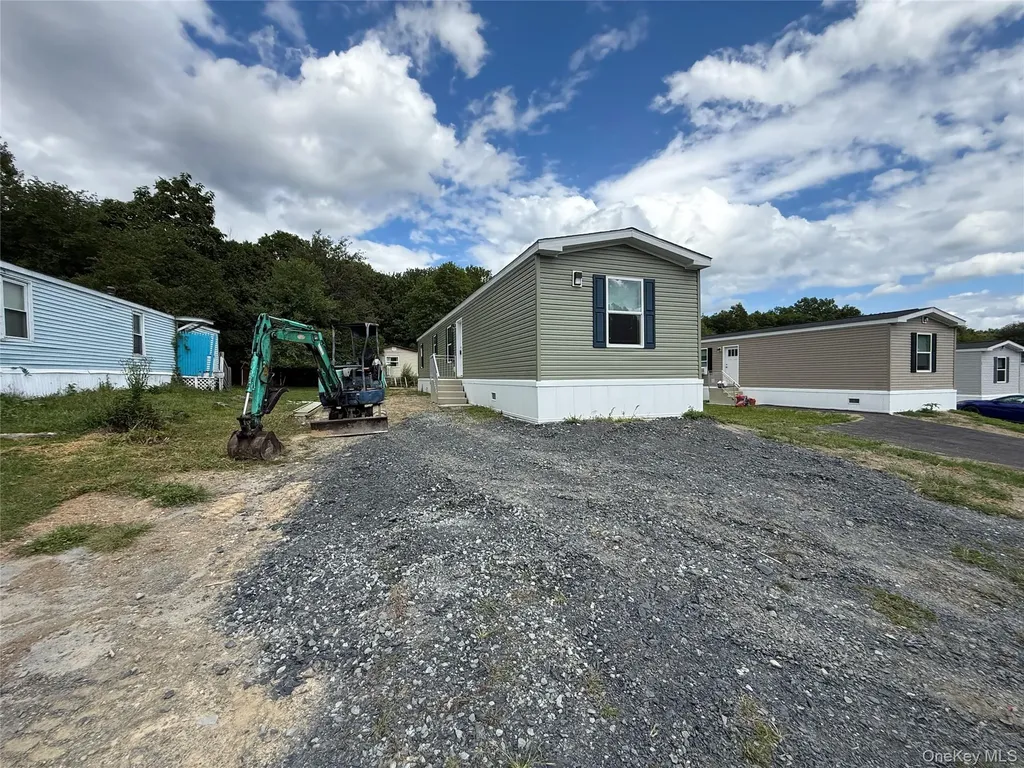 51 Peebles Lane Burlingham NY 12722