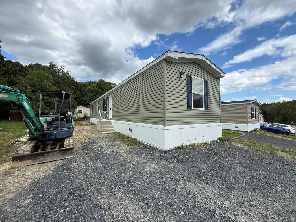 51 Peebles Lane Burlingham NY 12722