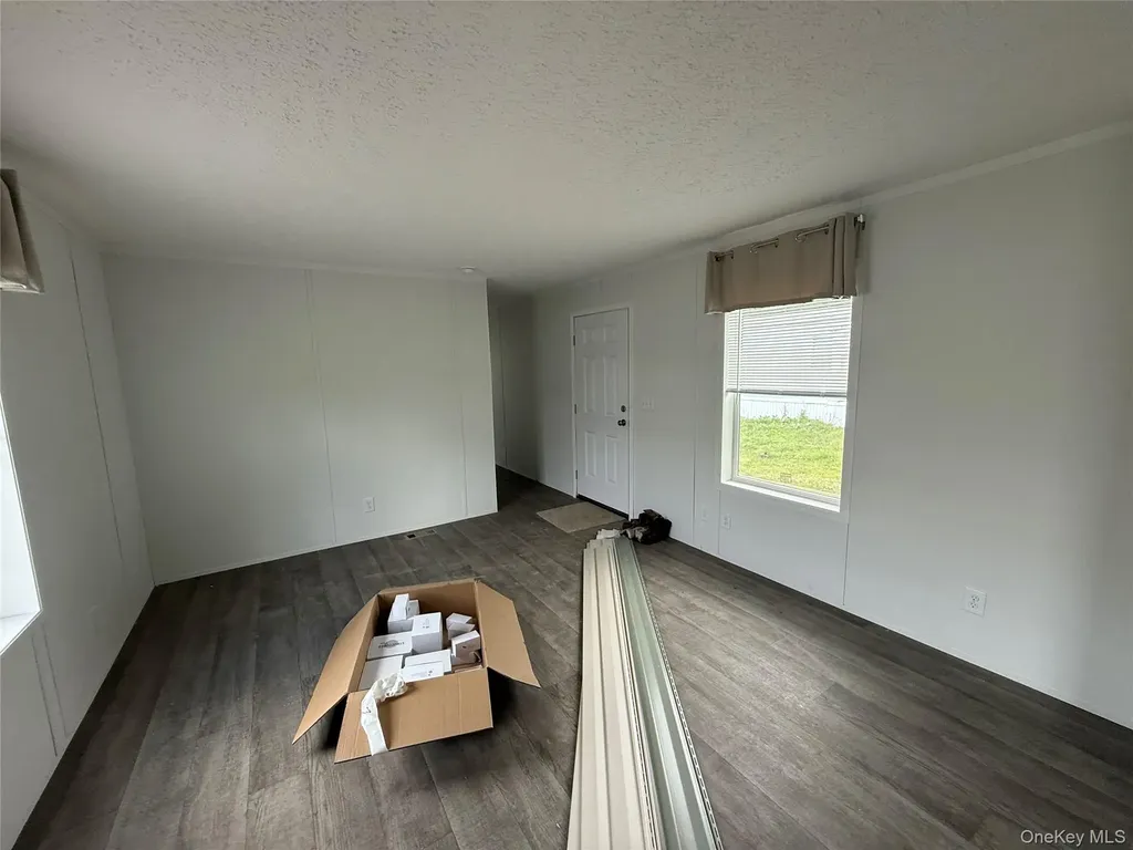 51 Peebles Lane Burlingham NY 12722