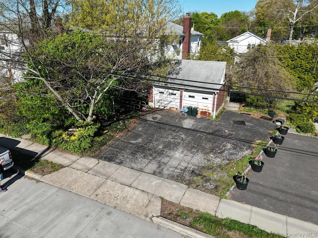 178 S Long Beach Road Rockville Centre NY 11570