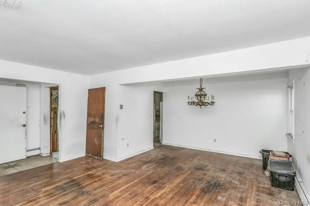 178 S Long Beach Road Rockville Centre NY 11570