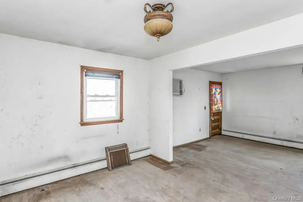 178 S Long Beach Road Rockville Centre NY 11570