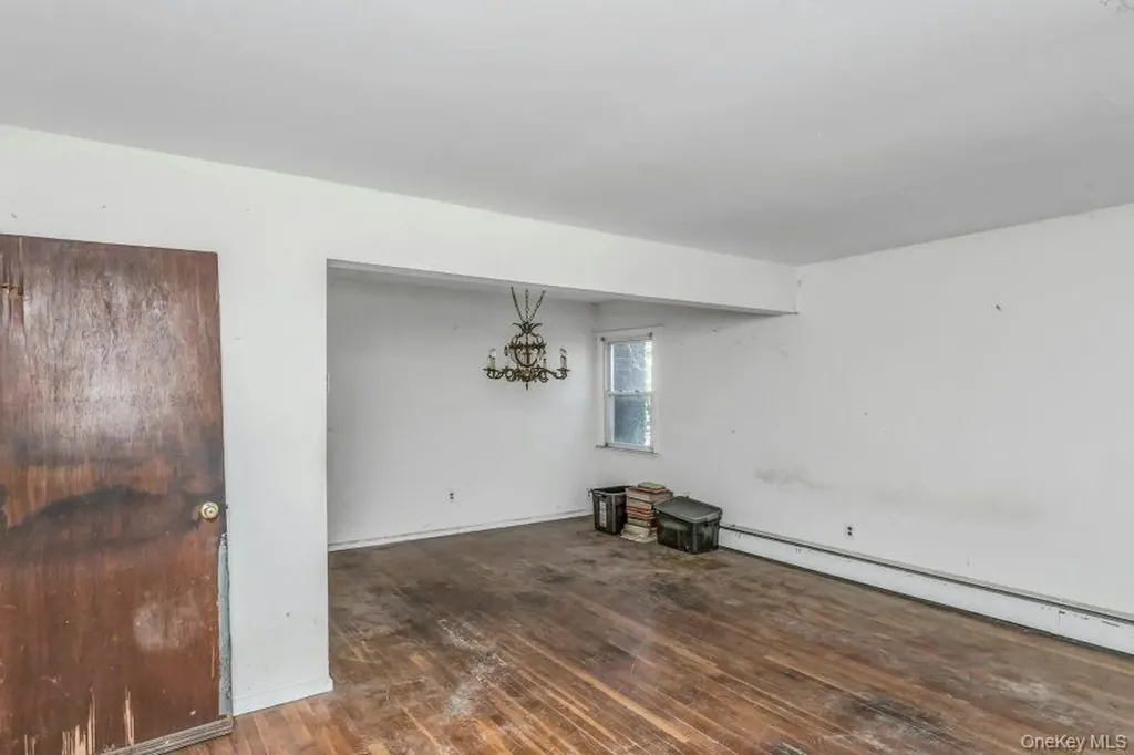 178 S Long Beach Road Rockville Centre NY 11570