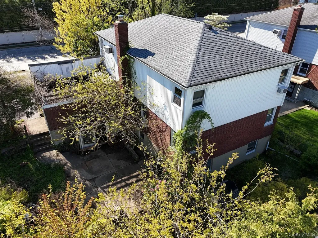 178 S Long Beach Road Rockville Centre NY 11570