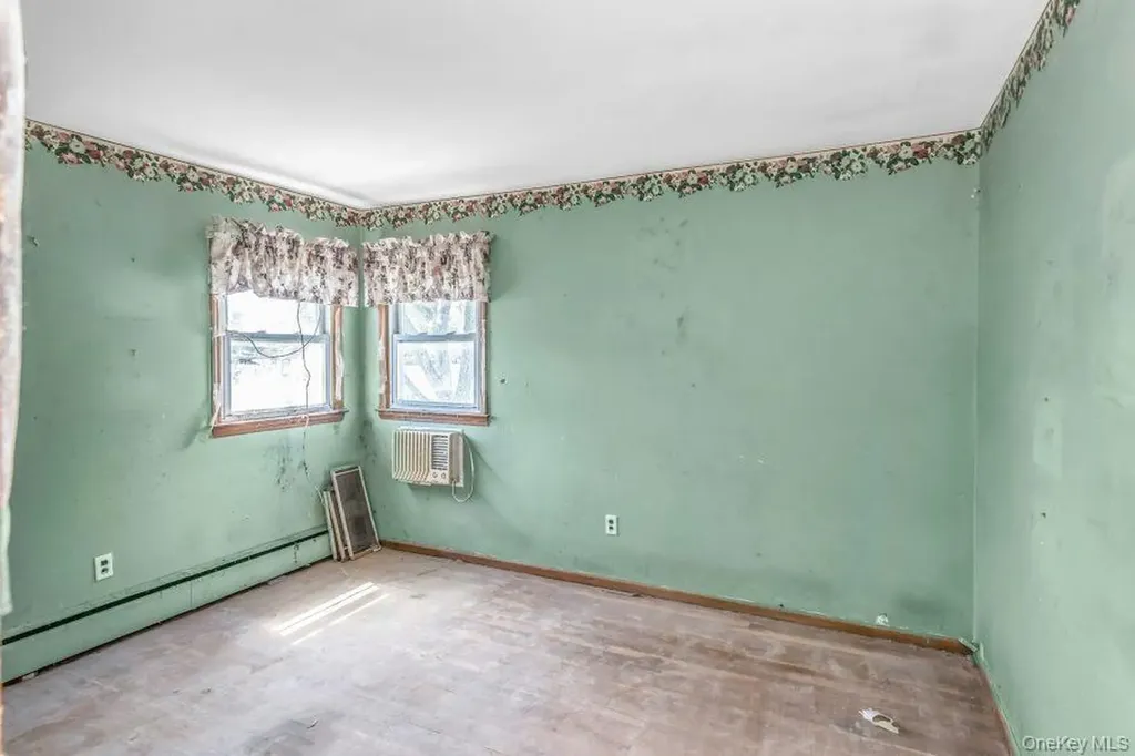 178 S Long Beach Road Rockville Centre NY 11570