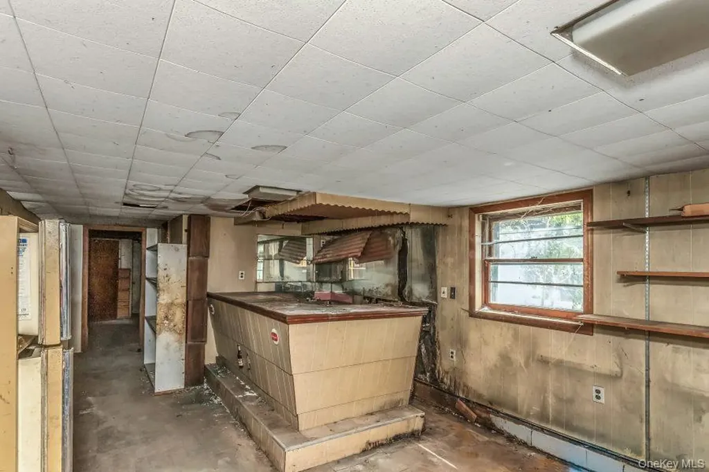 178 S Long Beach Road Rockville Centre NY 11570