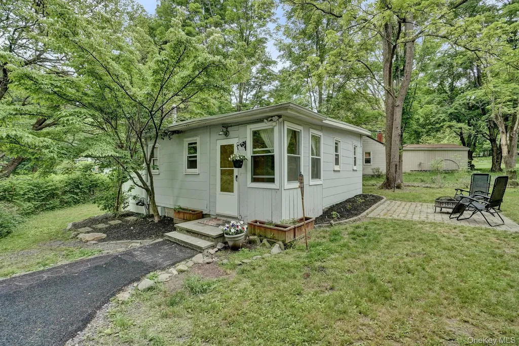 4 Mine Hill Road Cornwall NY 12518