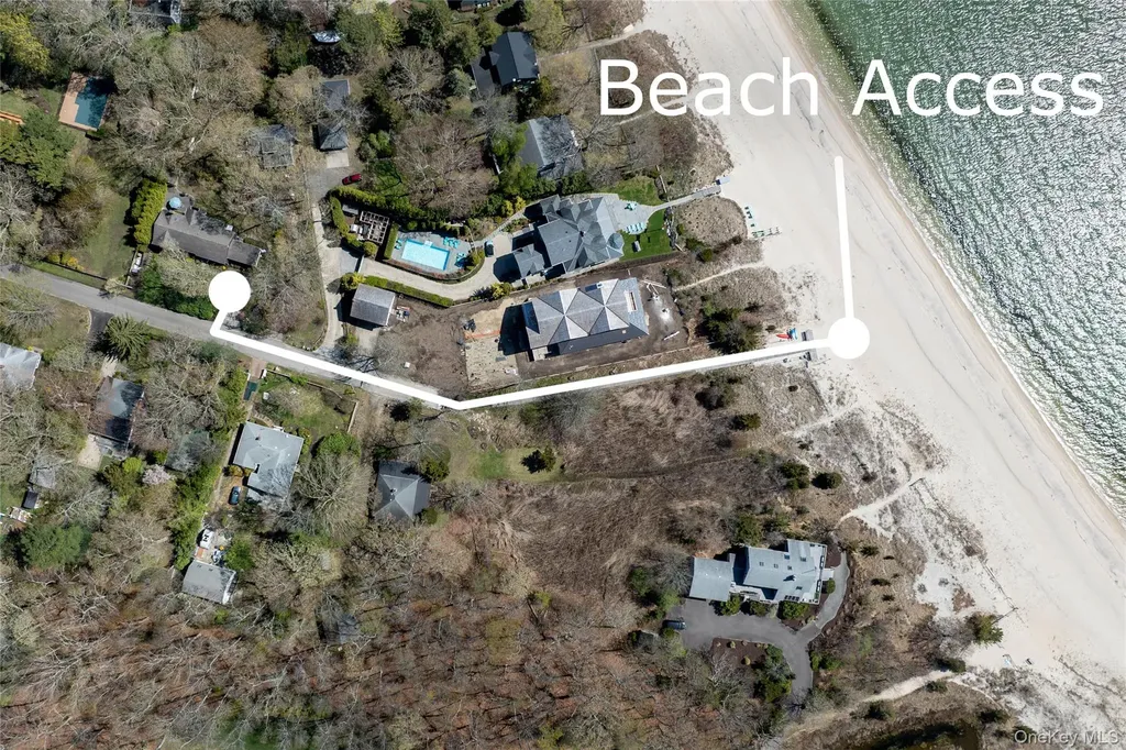 1635 Smith Road Peconic NY 11958