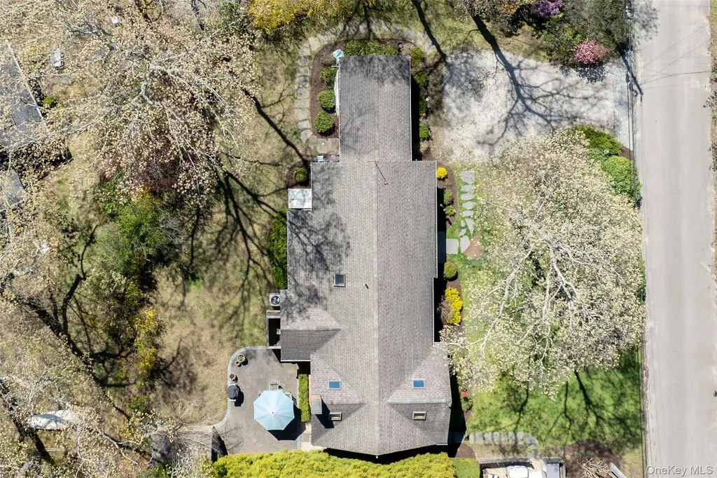 1635 Smith Road Peconic NY 11958