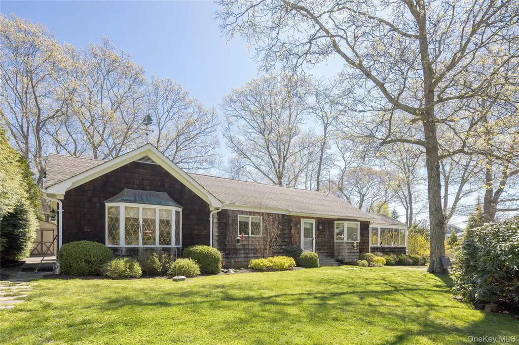 1635 Smith Road Peconic NY 11958