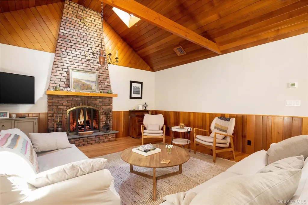1635 Smith Road Peconic NY 11958