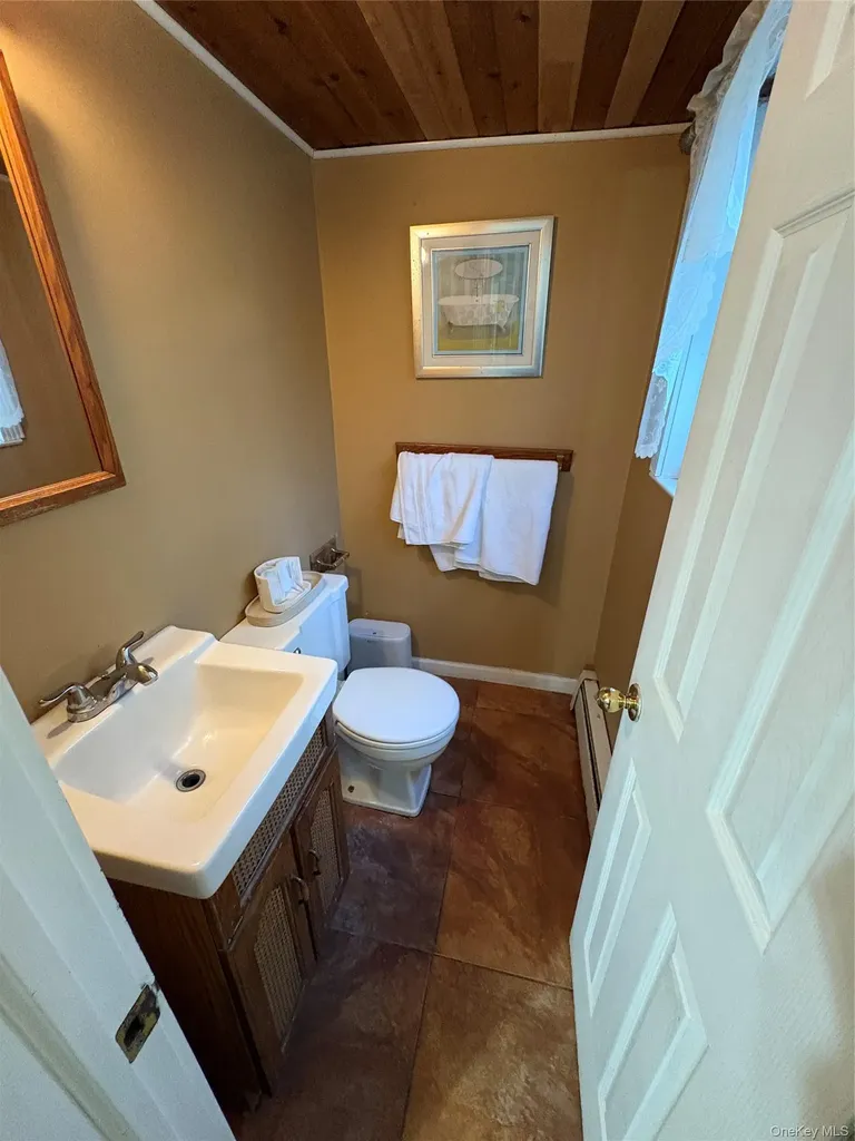 30 Dumond Place Coram NY 11727