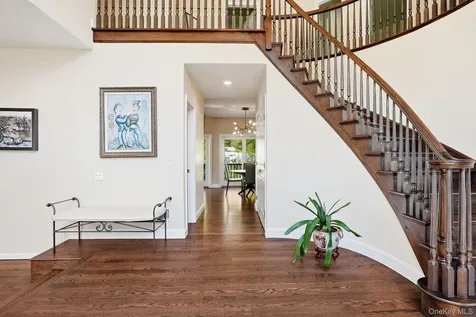 14 Wyche Way Ossining NY 10562