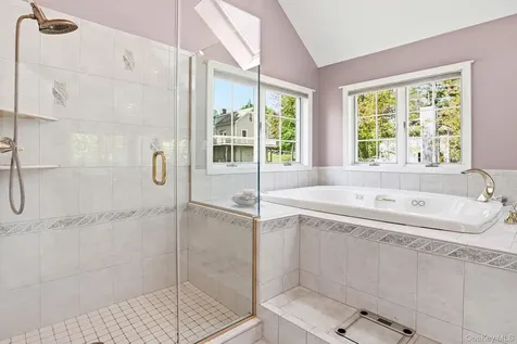 14 Wyche Way Ossining NY 10562