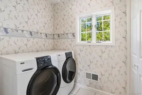 14 Wyche Way Ossining NY 10562