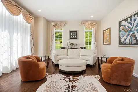 14 Wyche Way Ossining NY 10562