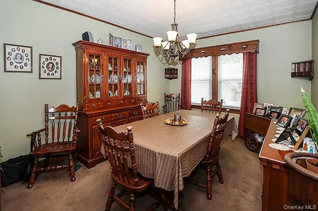 7833 74th Street Glendale NY 11385